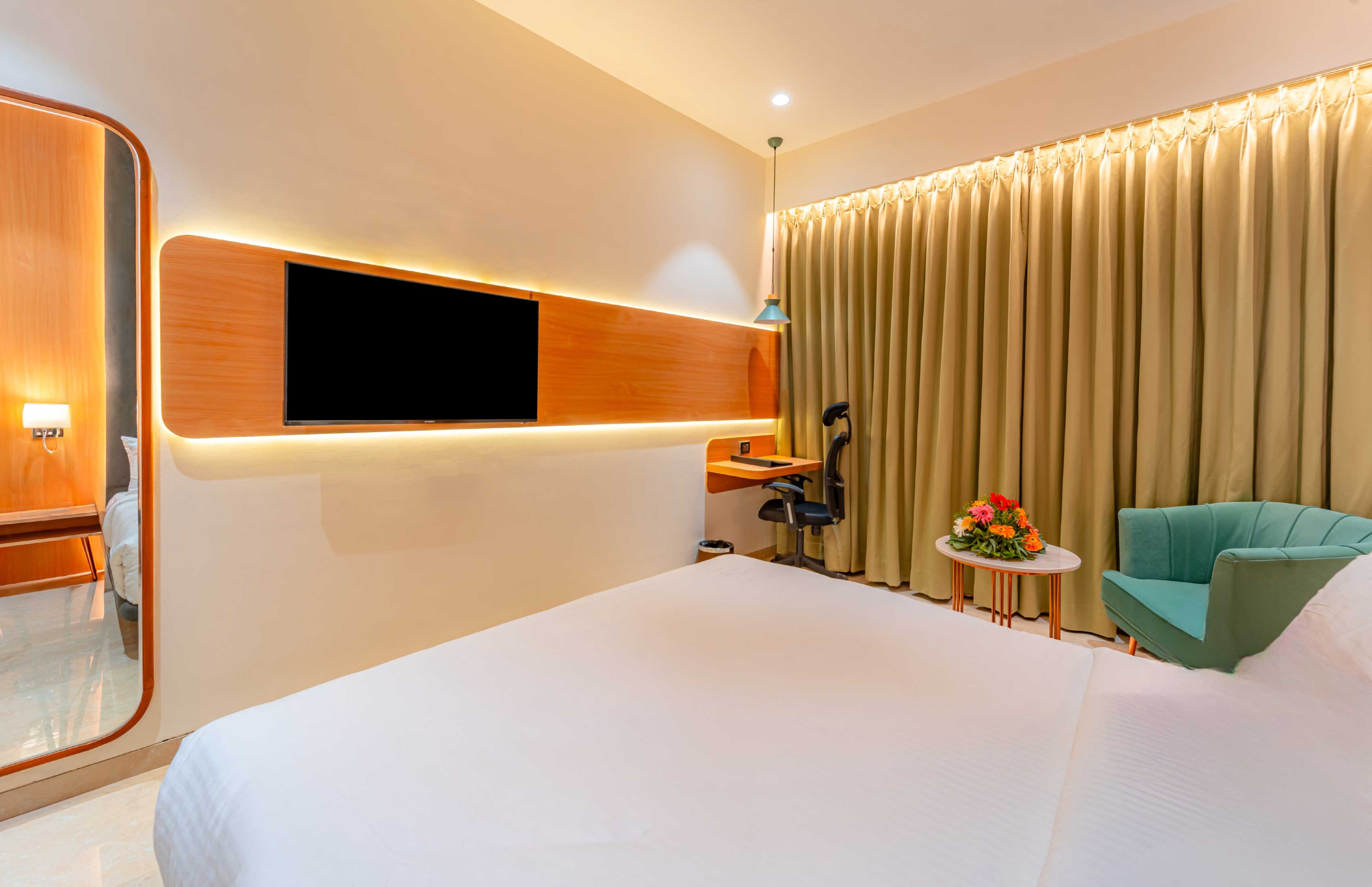 Deluxe Room TV wall