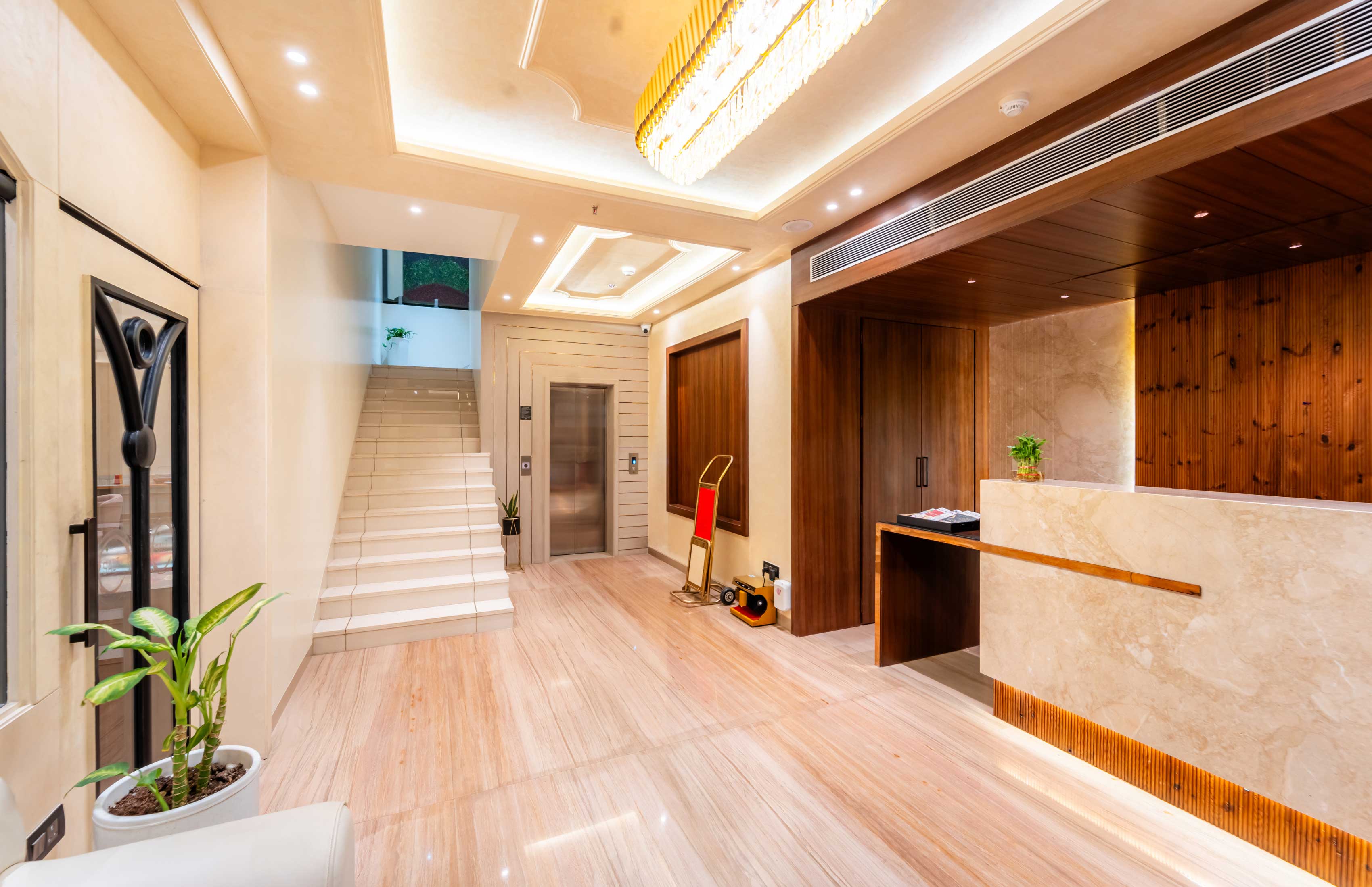 SCARLET lift lobby