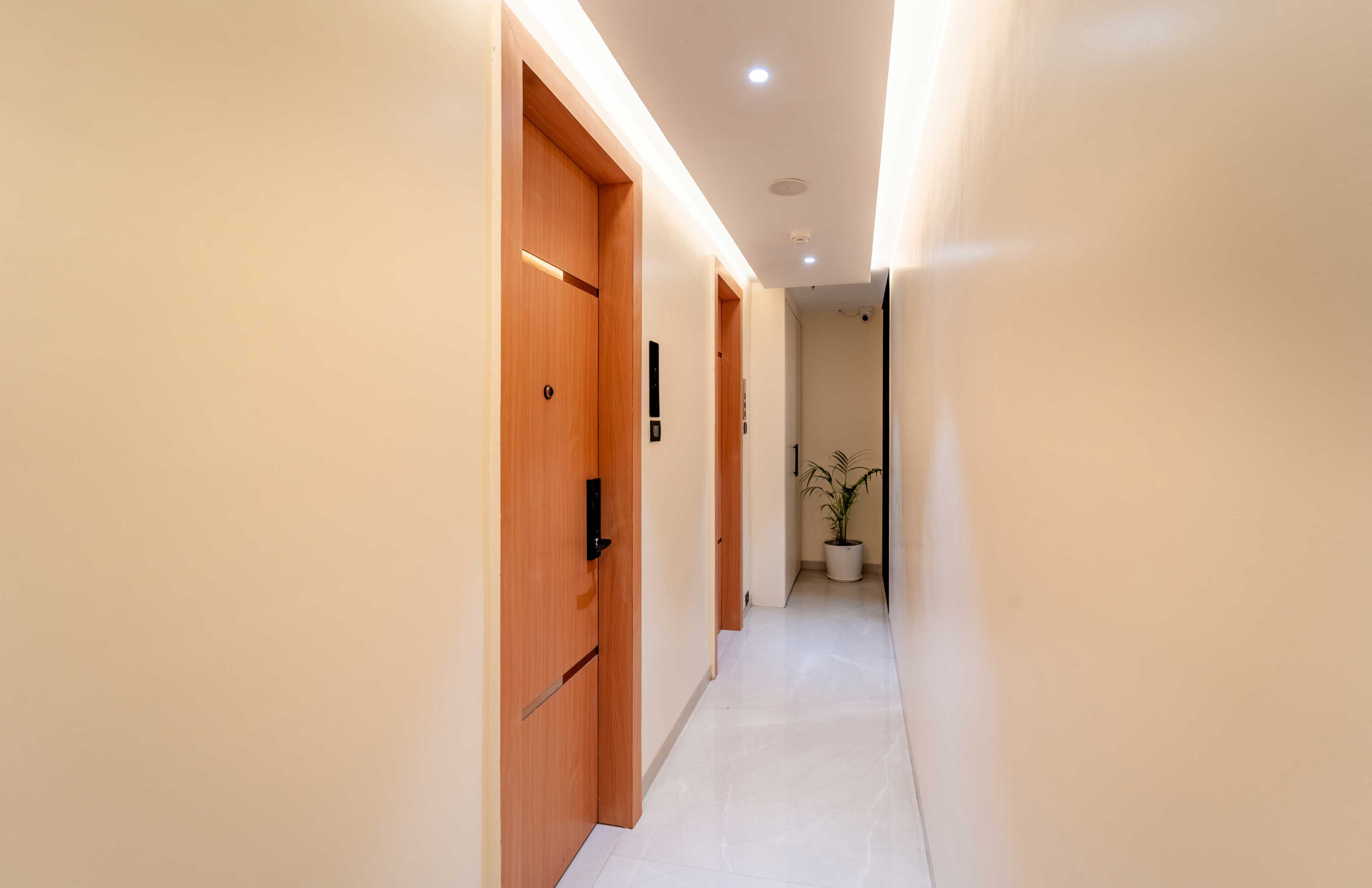 SCARLET stair and lift lobby