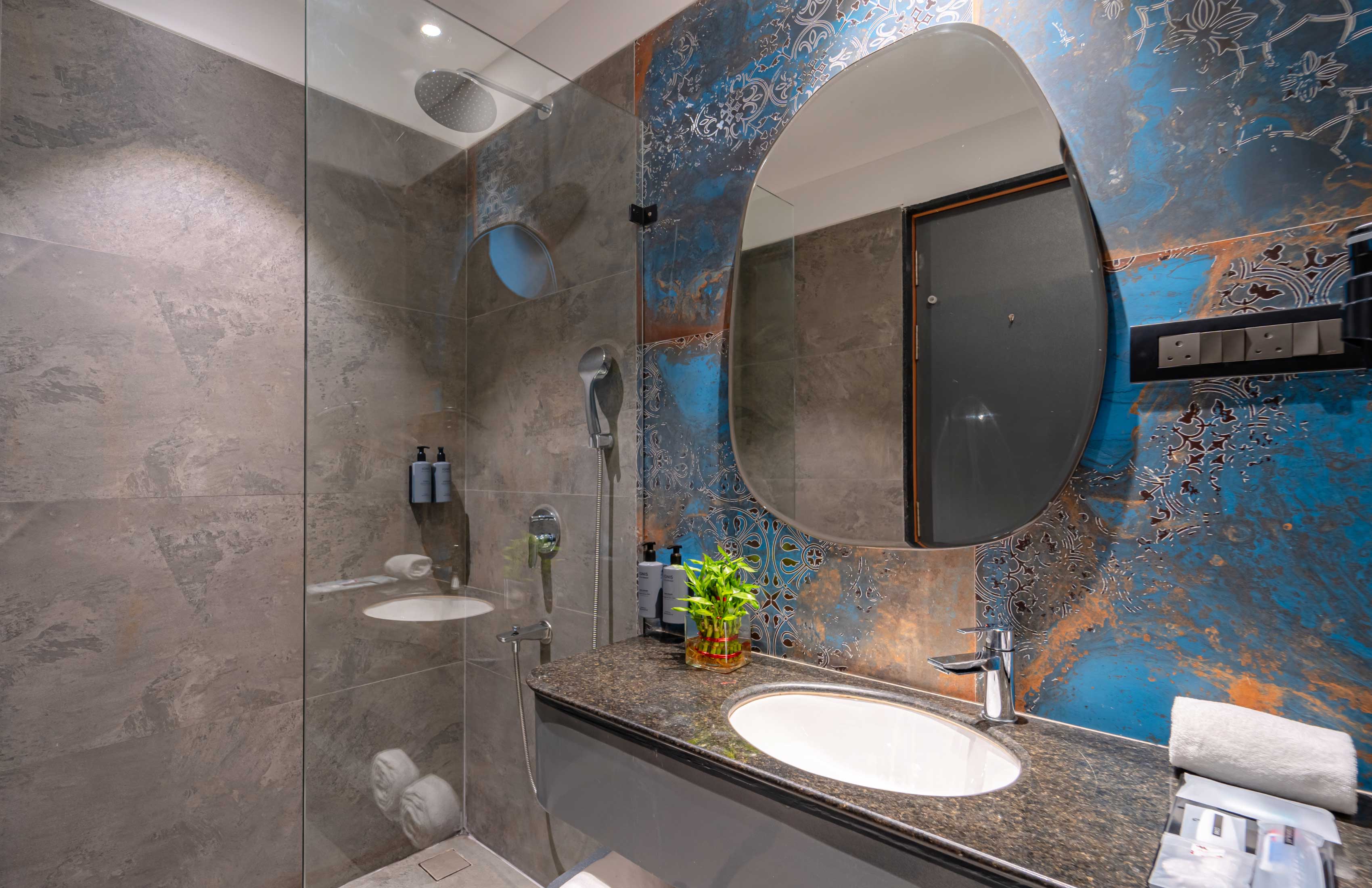 Suite bathroom mirror