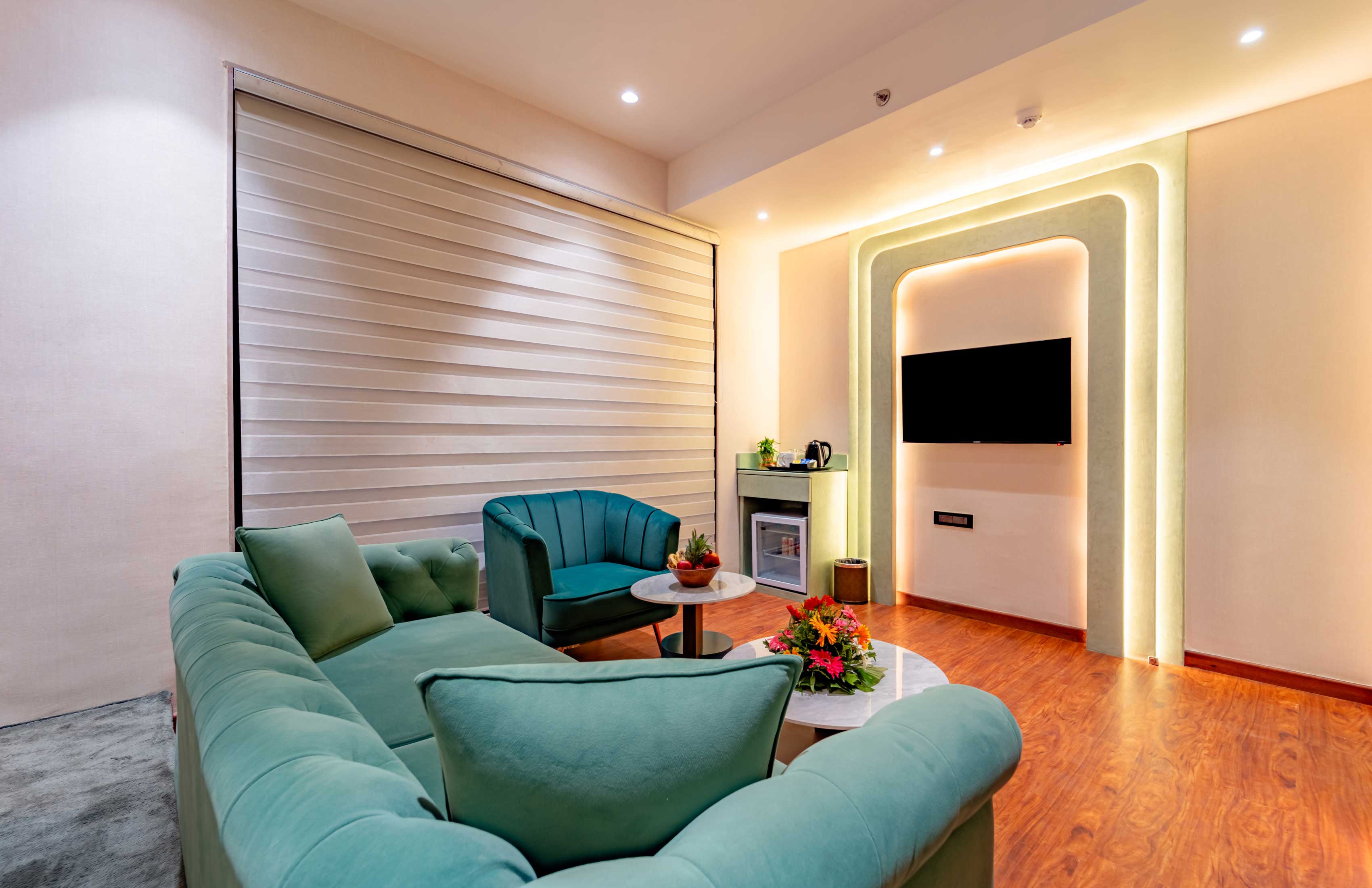 Suite room living area